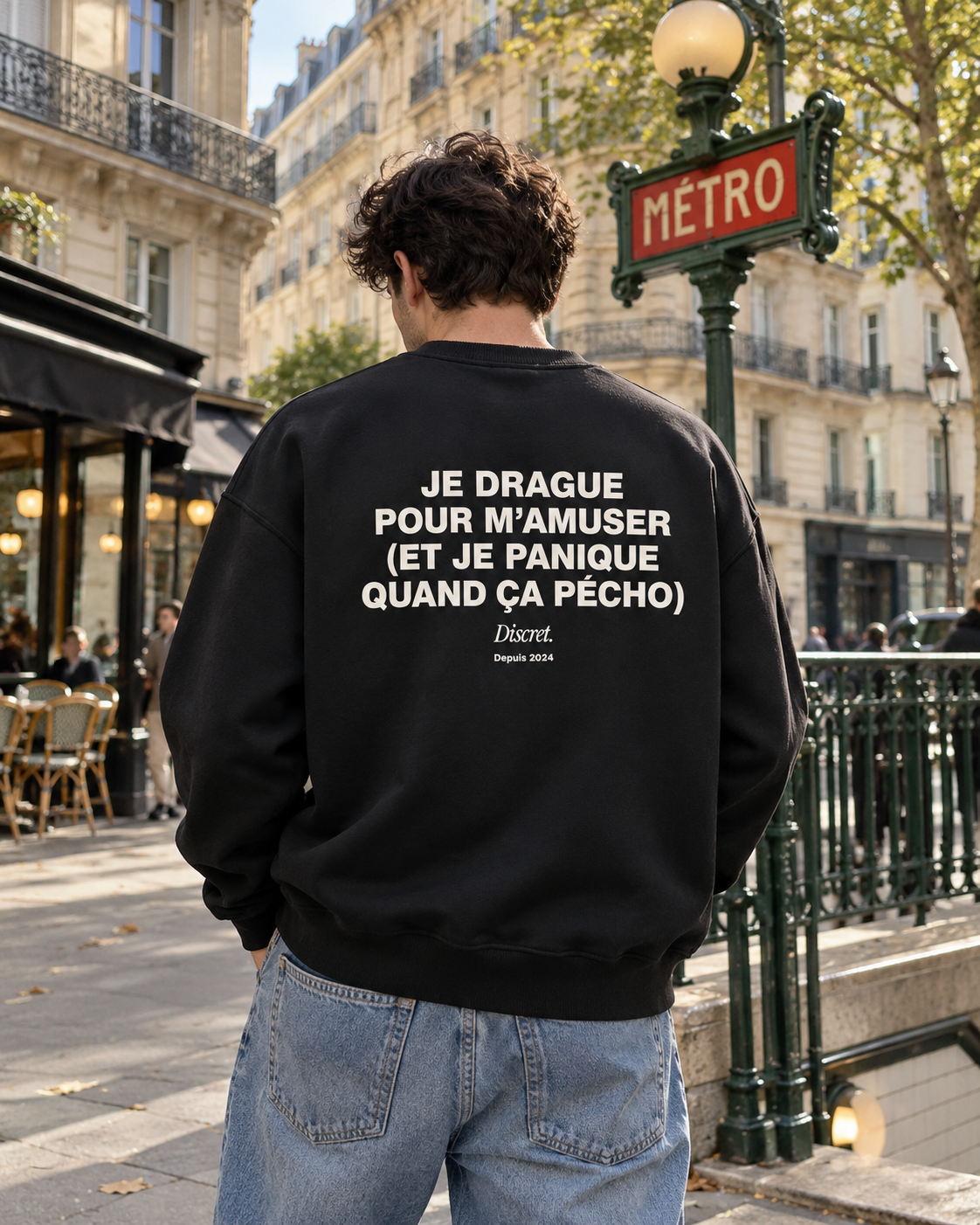 Photo UGC portée de dos — JE DRAGUE POUR M'AMUSER – Sweat — Discret. Depuis 2024